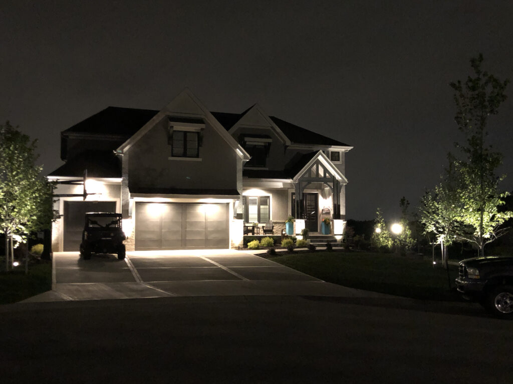Landscape & Outdoor Lighting in Kansas City | LED Lights